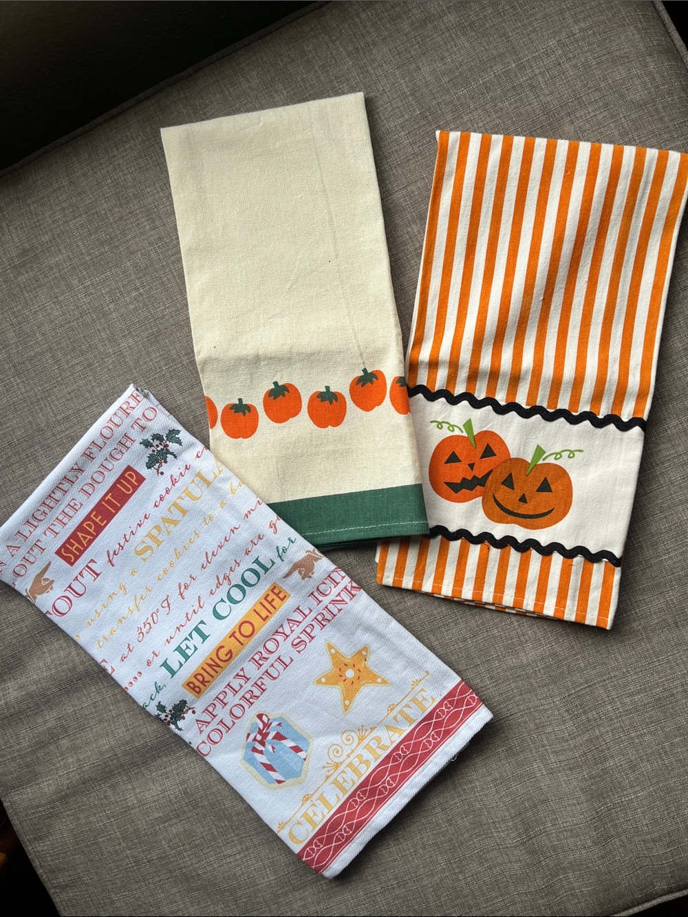 Seasonal Kitchen Towels Halloween Pumpkins Sugar Cookie 100% Cotton
